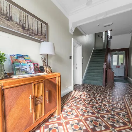 The Apartment *